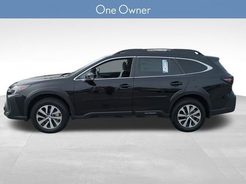 Used 2025 Subaru Outback Premium w/ Popular Package #1A image 7