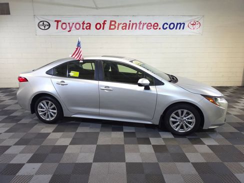 Certified 2023 Toyota Corolla LE w/ LE Premium Package FWD image 1
