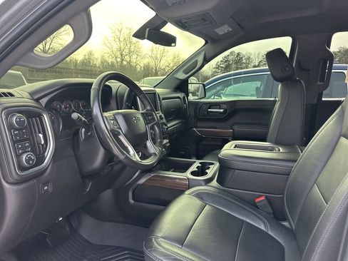 Used 2020 Chevrolet Silverado 1500 LT Trail Boss image 3