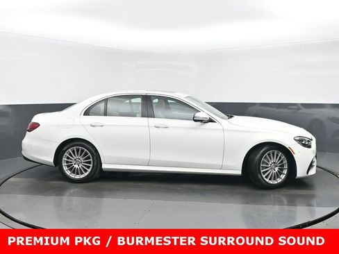 Used 2022 Mercedes-Benz E 350 4MATIC Sedan image 2