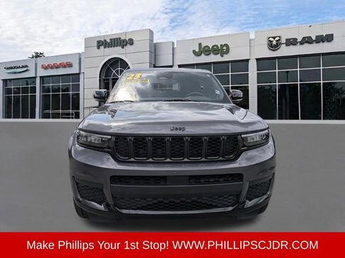 Used 2023 Jeep Grand Cherokee L Laredo AWD/4WD image 9