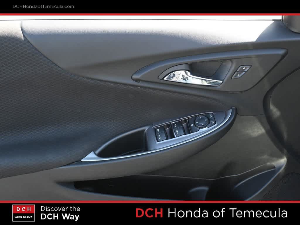 Used 2023 Chevrolet Malibu LS FWD image 16