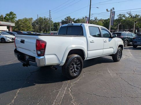 Used 2021 Toyota Tacoma SR5 RWD image 4