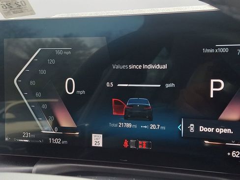 Certified 2023 BMW 330i xDrive Sedan w/ Driving Assistance Package image 21