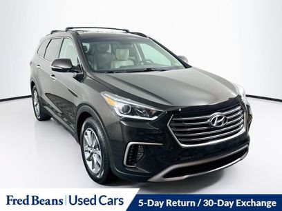 Used 2017 Hyundai Santa Fe SE w/ SE Premium Package 02