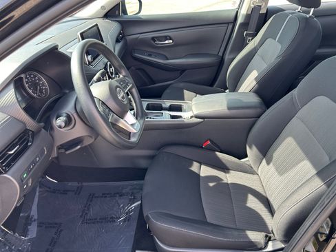 Used 2024 Nissan Sentra SV FWD image 22