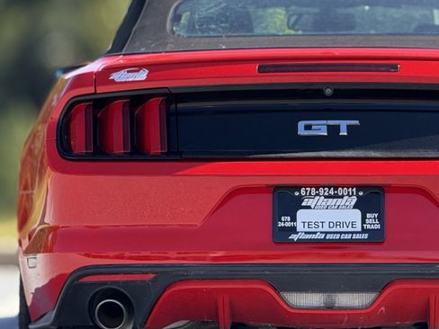 Used 2015 Ford Mustang GT Premium image 15