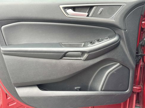 Used 2021 Ford Edge SEL w/ Convenience Package image 23