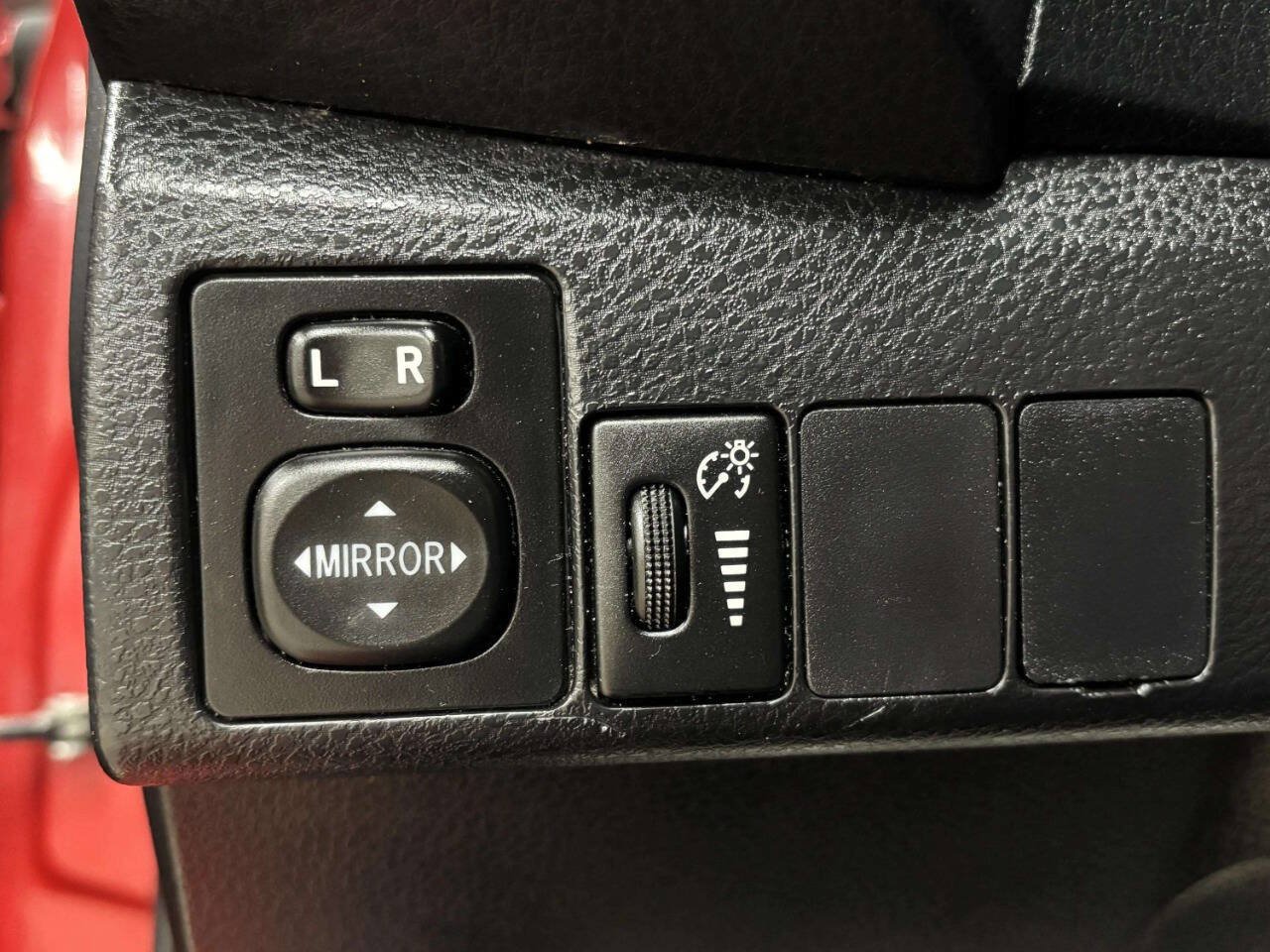 Used 2014 Toyota Corolla S FWD image 34