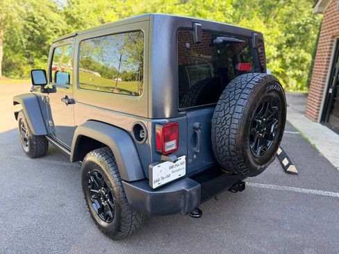 Used 2016 Jeep Wrangler Sport AWD/4WD image 3