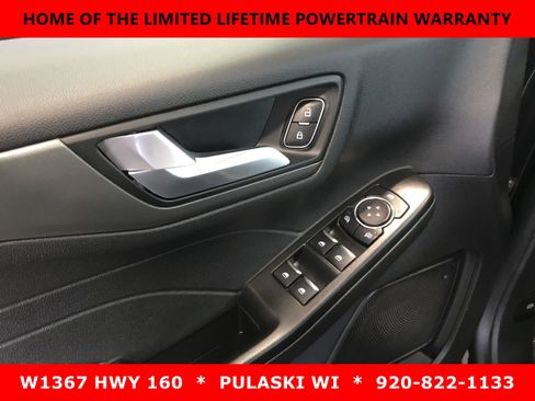Used 2025 Ford Escape SE FWD image 10
