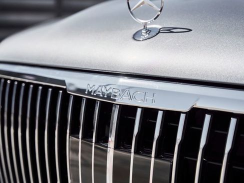 Used 2026 Mercedes-Benz Maybach GLS 600 4MATIC image 7