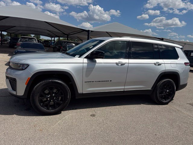 Certified 2026 Jeep Grand Cherokee L 2WD image 3