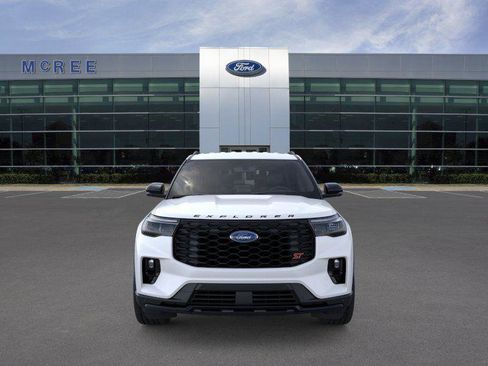 New 2026 Ford Explorer ST RWD image 6
