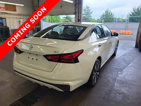 Used 2021 Nissan Altima 2.5 SV FWD image 5