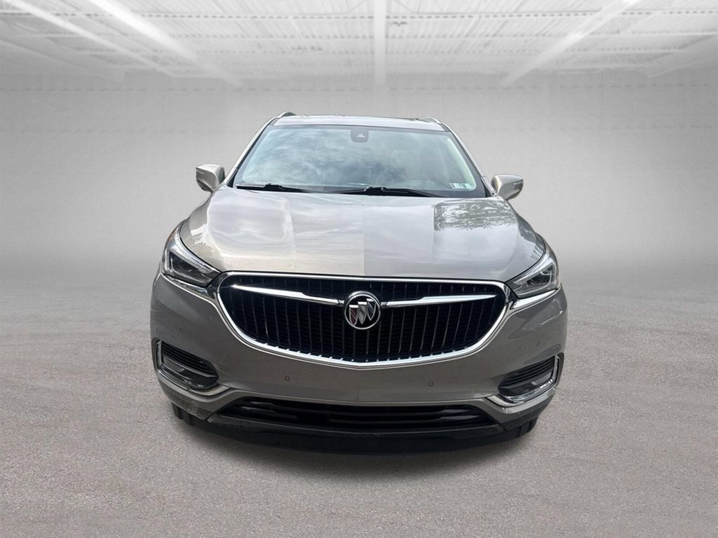 Used 2018 Buick Enclave Premium w/ Experience Buick Package AWD/4WD image 2