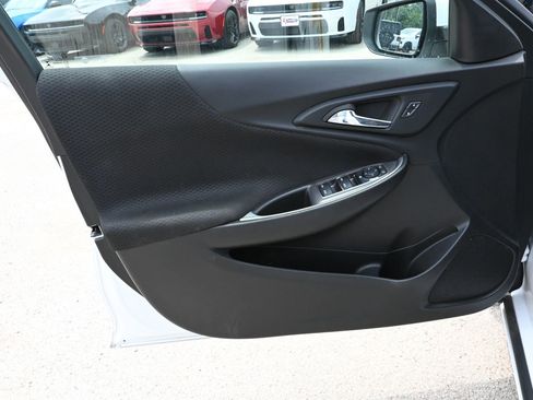 Used 2024 Chevrolet Malibu LT FWD image 8