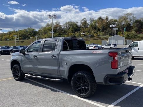 Used 2024 Chevrolet Silverado 1500 LT Trail Boss w/ Convenience Package II image 3