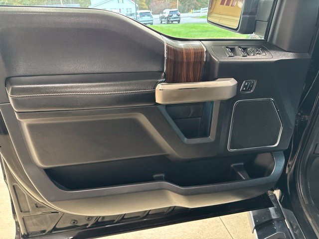Used 2017 Ford F150 Lariat AWD/4WD image 12