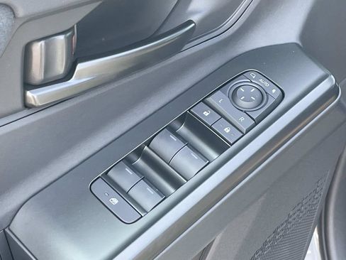 New 2026 Toyota C-HR AWD/4WD image 25