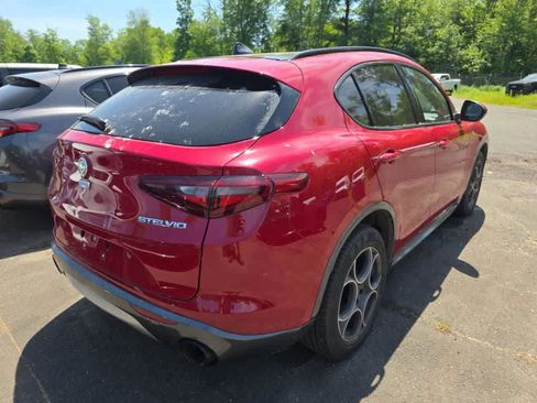 Used 2022 Alfa Romeo Stelvio Ti AWD/4WD image 2
