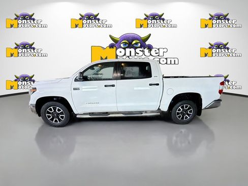 Used 2021 Toyota Tundra SR5 AWD/4WD image 7