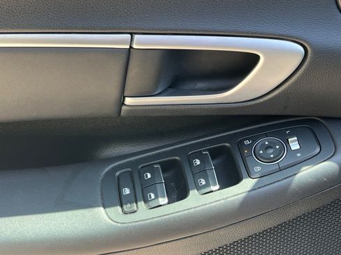 Used 2025 Hyundai Sonata SEL FWD image 23