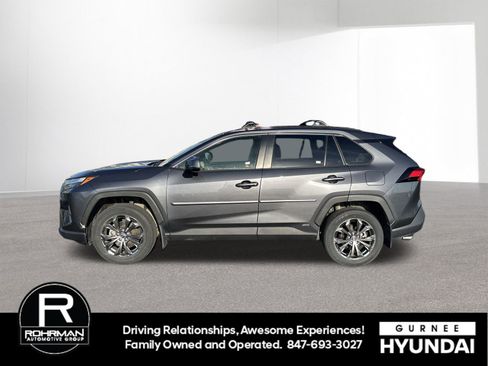 Used 2023 Toyota RAV4 XLE Premium AWD/4WD image 6