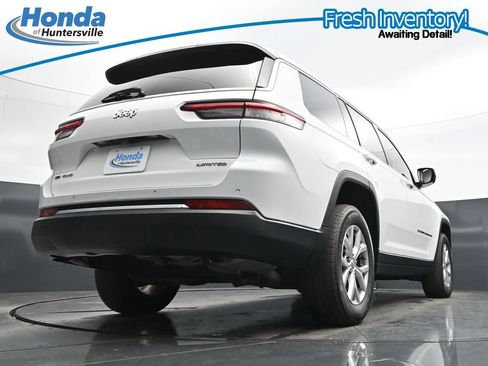 Used 2022 Jeep Grand Cherokee L Limited AWD/4WD image 32