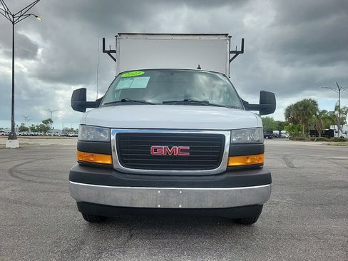 Used 2023 GMC Savana 3500 w/ Power Convenience Package RWD image 4