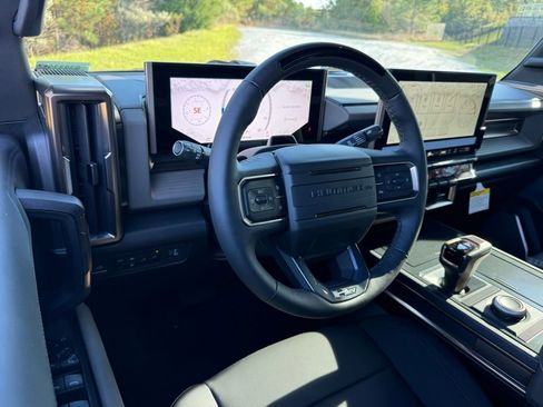 New 2025 GMC Hummer EV 2X image 3