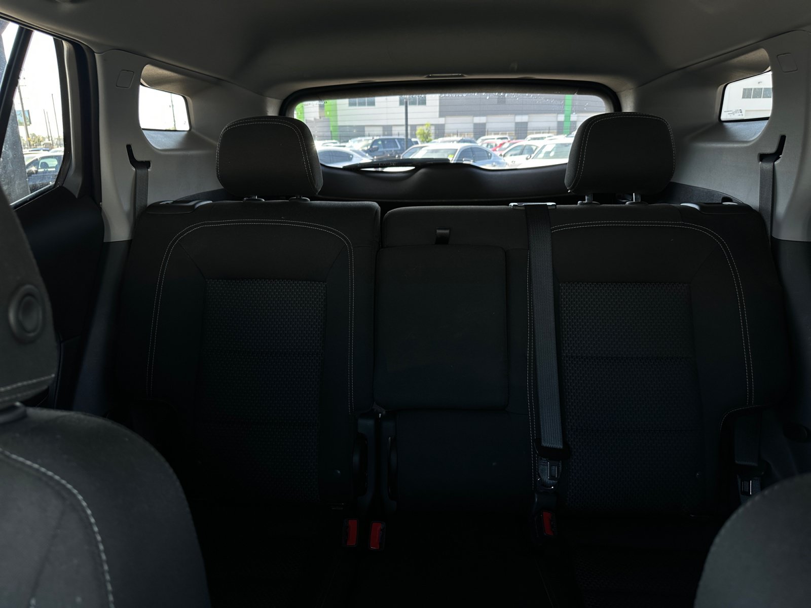 Used 2024 GMC Terrain SLE FWD image 25