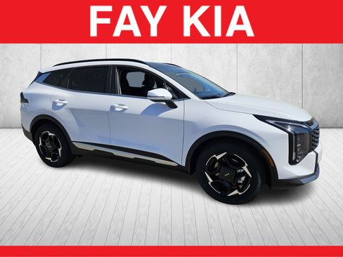 New 2026 Kia Sportage EX image 1