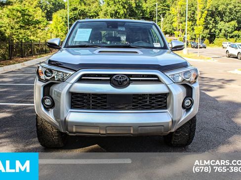 Used 2023 Toyota 4Runner TRD Off-Road Premium w/ Moonroof Package AWD/4WD image 10
