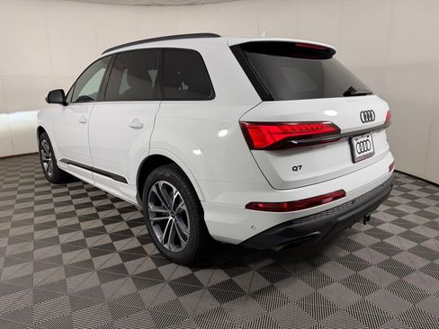 Certified 2026 Audi Q7 2.0T Premium AWD/4WD image 3
