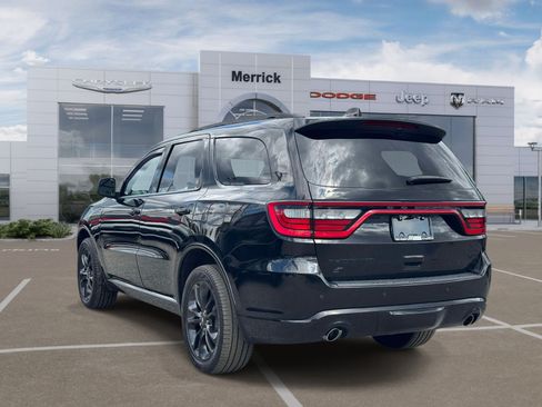Used 2023 Dodge Durango GT AWD/4WD image 8