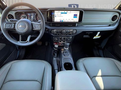 New 2026 Jeep Gladiator Mojave AWD/4WD image 10