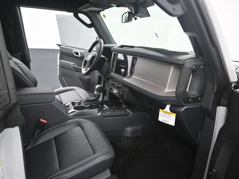 New 2026 Ford Bronco Outer Banks AWD/4WD image 27