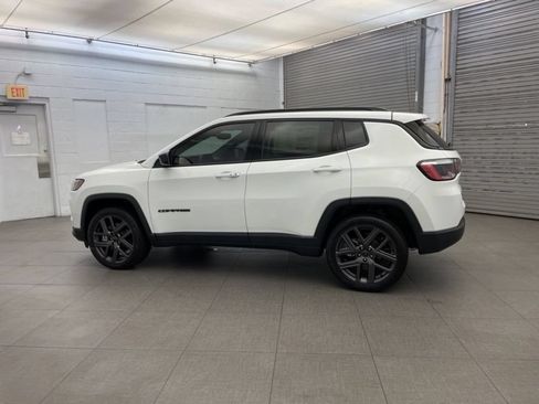 New 2026 Jeep Compass Latitude AWD/4WD image 5