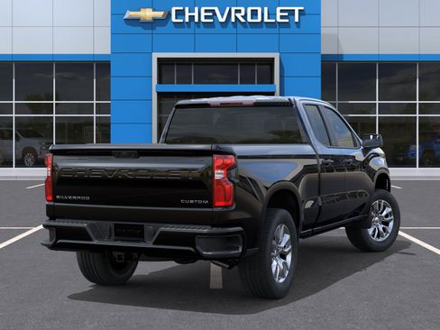 New 2026 Chevrolet Silverado 1500 Custom RWD image 5