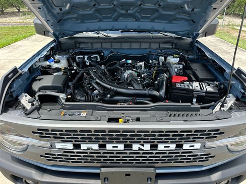 Used 2025 Ford Bronco Badlands AWD/4WD image 29