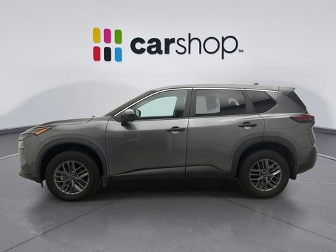 Used 2023 Nissan Rogue S AWD/4WD image 2