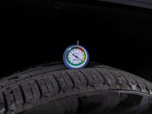 Used 2023 Jeep Grand Wagoneer Series III w/ Rear Seat Video Group 1 image 53