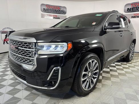 Used 2021 GMC Acadia Denali w/ Denali Technology Package image 9