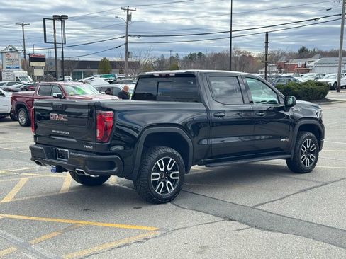 Used 2023 GMC Sierra 1500 AT4 w/ AT4 Premium Package AWD/4WD image 6
