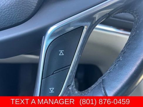 Used 2017 Cadillac XT5 Luxury w/ Driver Awareness Package AWD/4WD image 30
