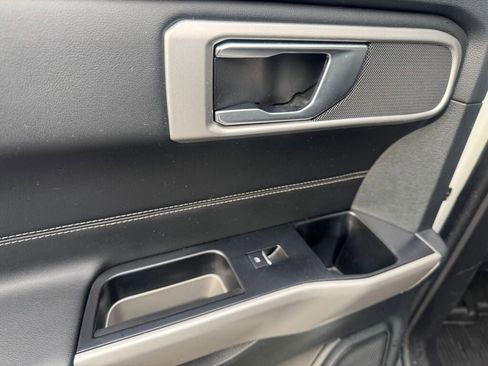 Used 2023 Ford Explorer XLT w/ Class IV Trailer Tow Package image 16