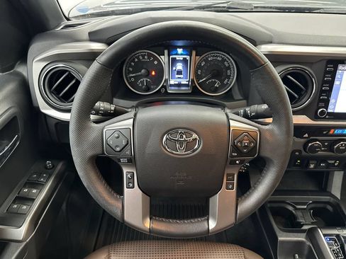Used 2022 Toyota Tacoma Limited RWD image 25
