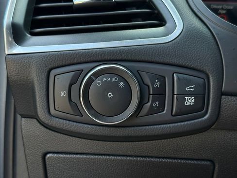 Used 2023 Ford Edge Titanium AWD/4WD image 23