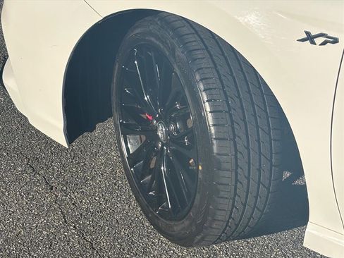 Used 2020 Toyota Camry SE image 27